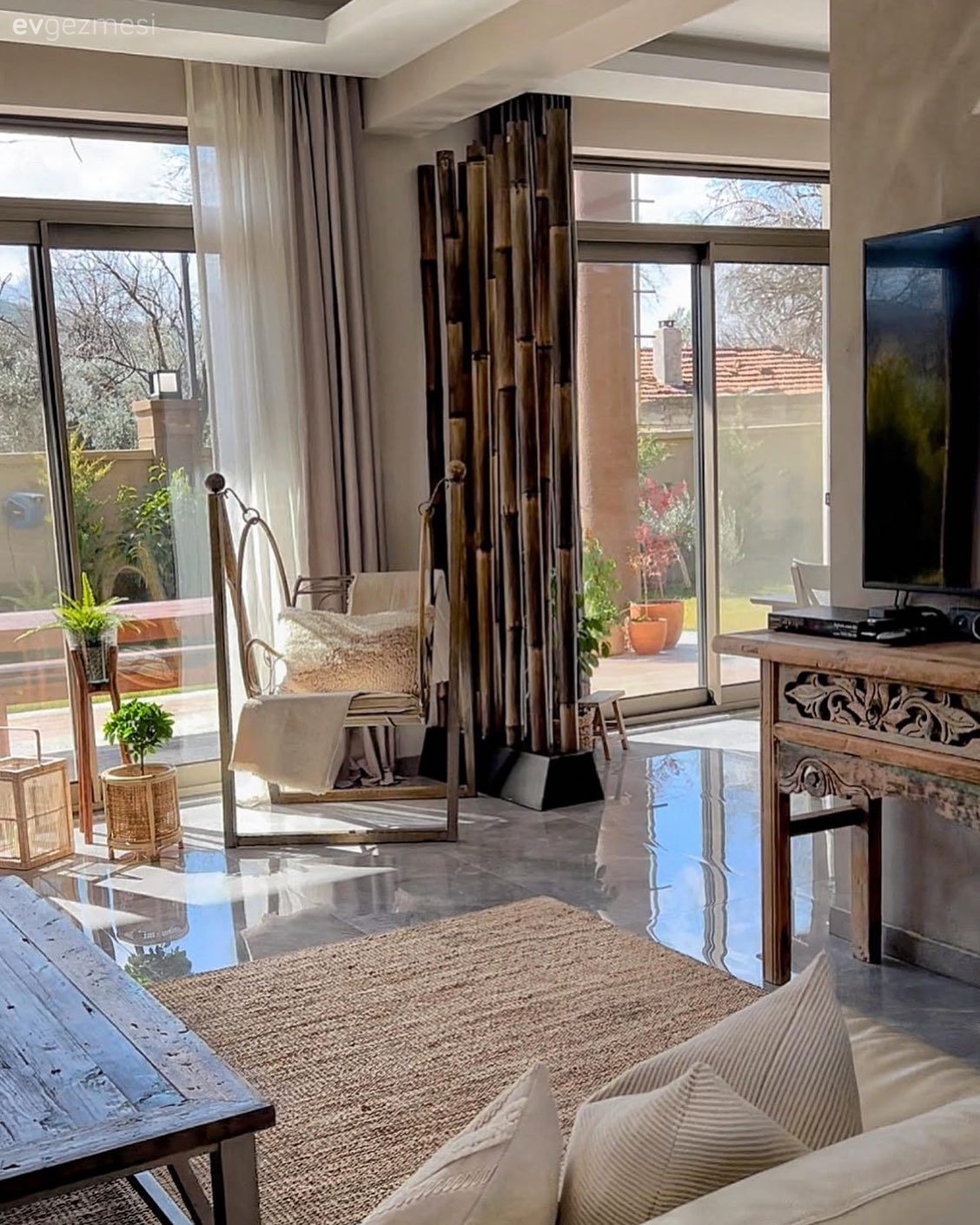 Bu Muğla Evi İskandinav Stilin Etinden de Sütünden de Yararlanmış!