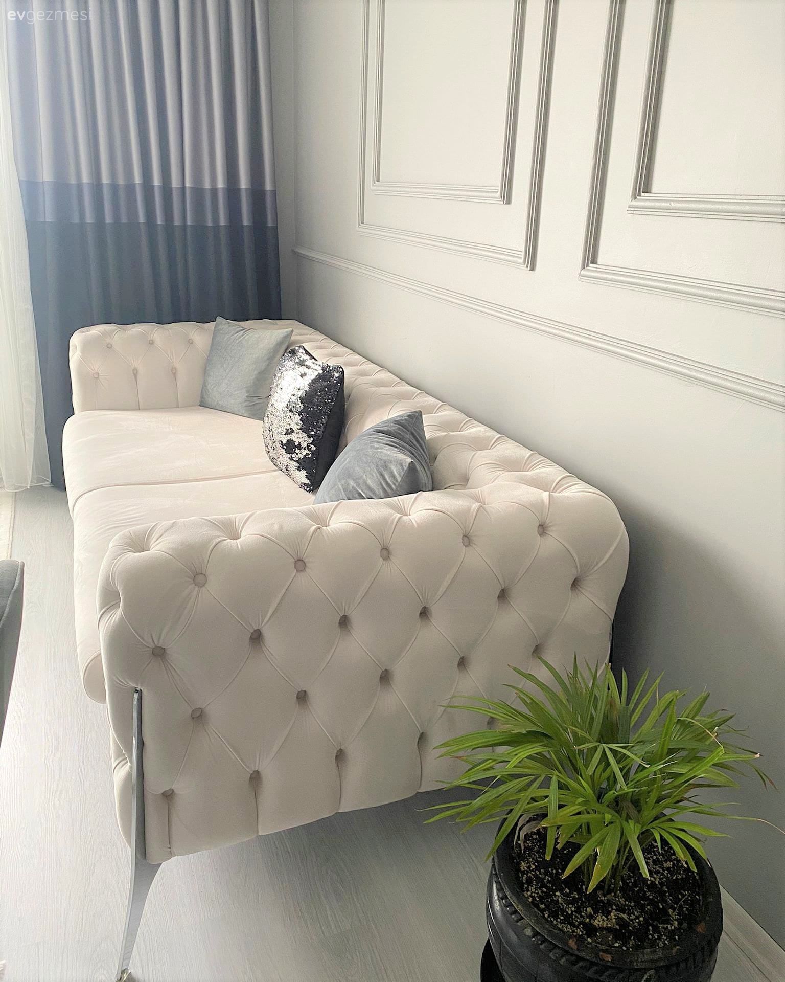 Bu Kocaeli Evi Gri ve Beyazın Uyumlu Birlikteliğinin Eseri