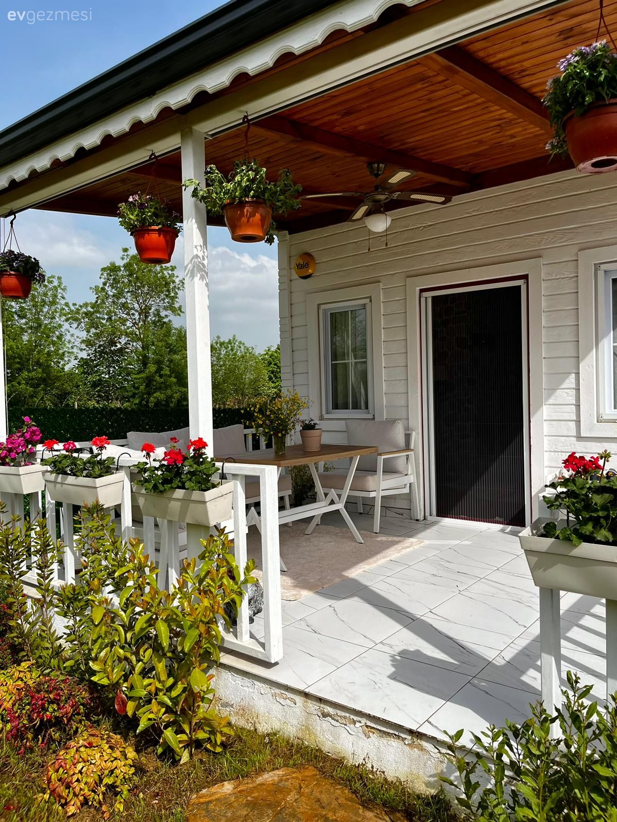 48 M2'lik Bu Evde Küçük Bir Aileye Yetecek Her Şey Var!