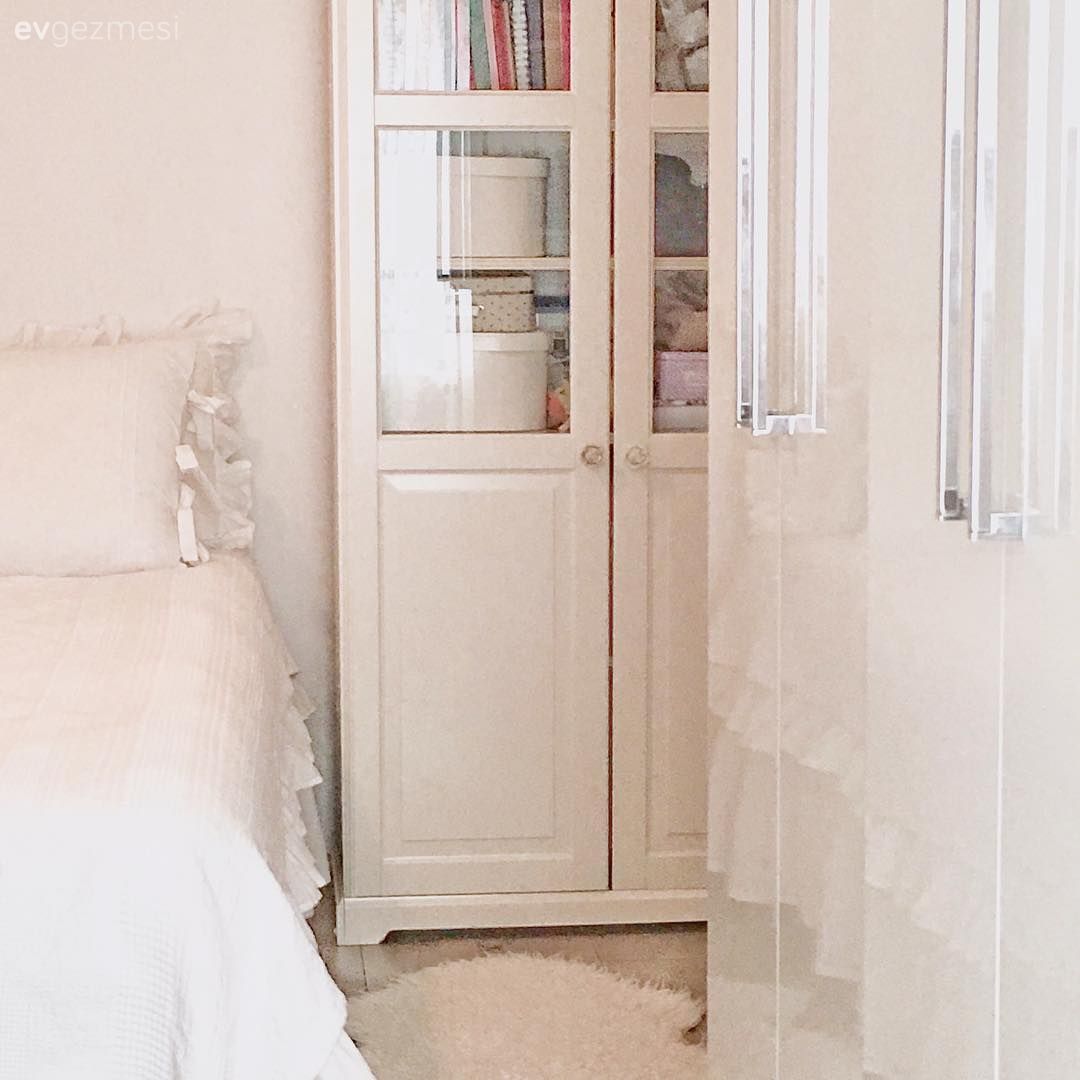 Yatak Odası, Tül perde, Perde, Kitaplık, Beyaz