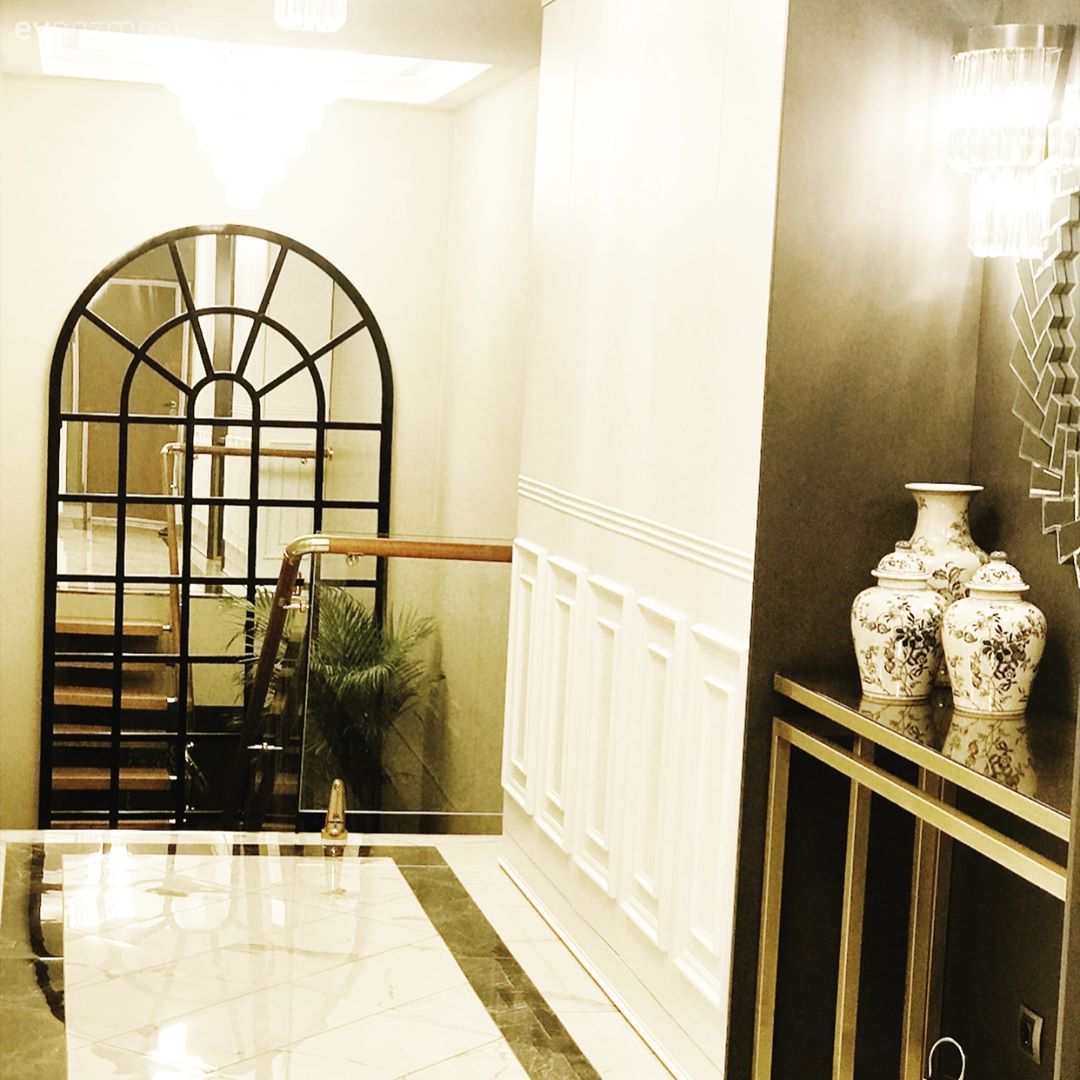 Hol, Dresuar, Dresuar dekorasyonu, Beyaz, Dekoratif ayna, Ayna