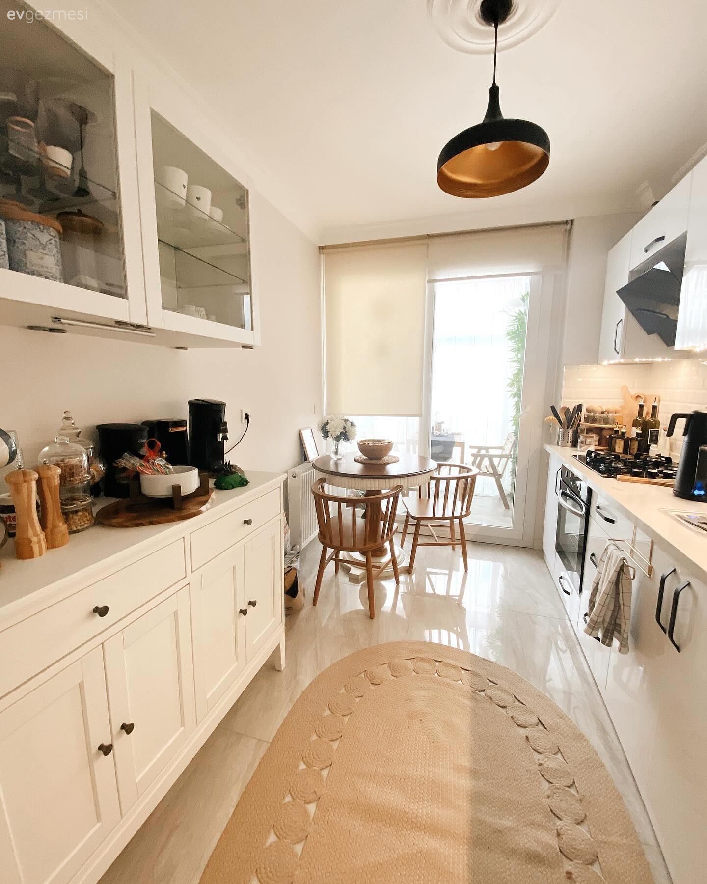 Bu İskandinav Mutfak Keyifli Sohbetler İçin Uygun Zemini Hazırlamış!