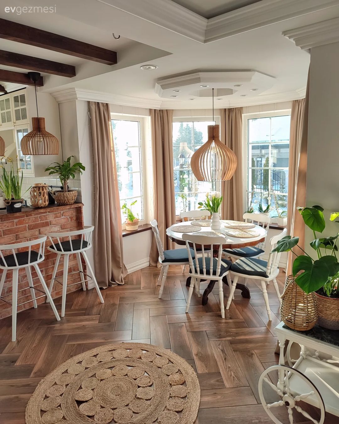 175 M2'lik İki Katlı Lüks Villanın İçi ve Proje Detayları