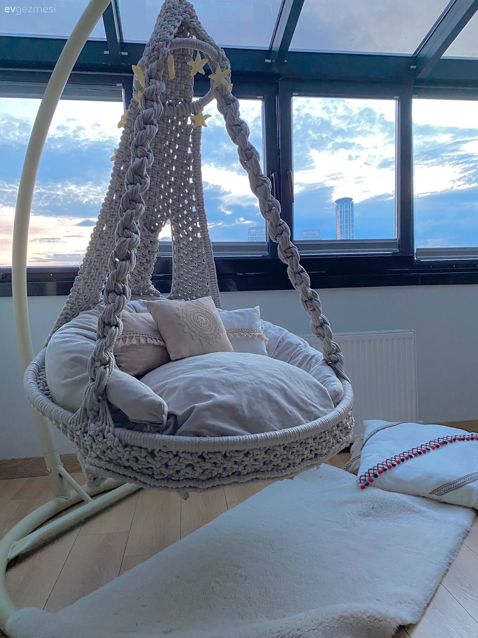 Salıncak, Tavana monte salıncak, Kırlent, Ev tekstili, Bej, Beyaz, Siyah