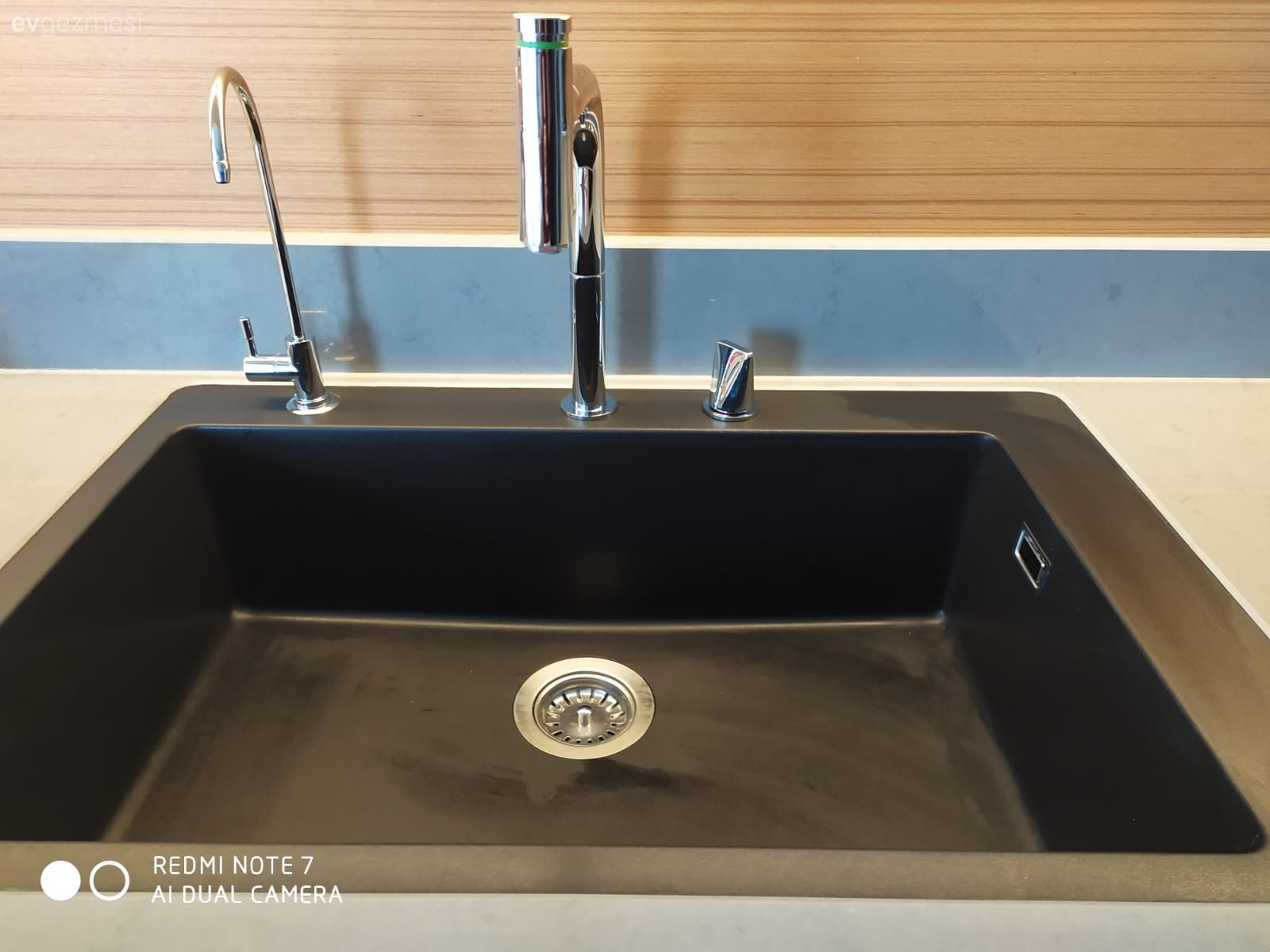 Bu Denizli Mutfağı Şık Olmak İçin Hiçbir Masraftan Kaçınmamış!