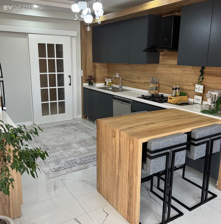 Bu Batman Mutfağında Ahşabın Natürel Tavrı Çok Belirgin!