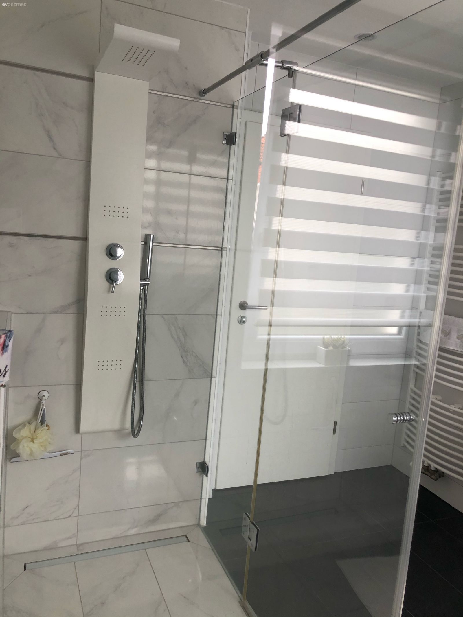 Duşakabin, Banyo, Banyo seramikleri, Beyaz