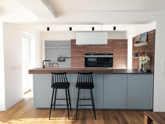 Bu Modern Evde İhtiyacı Karşılayan Eşyalar Baş Rolde!