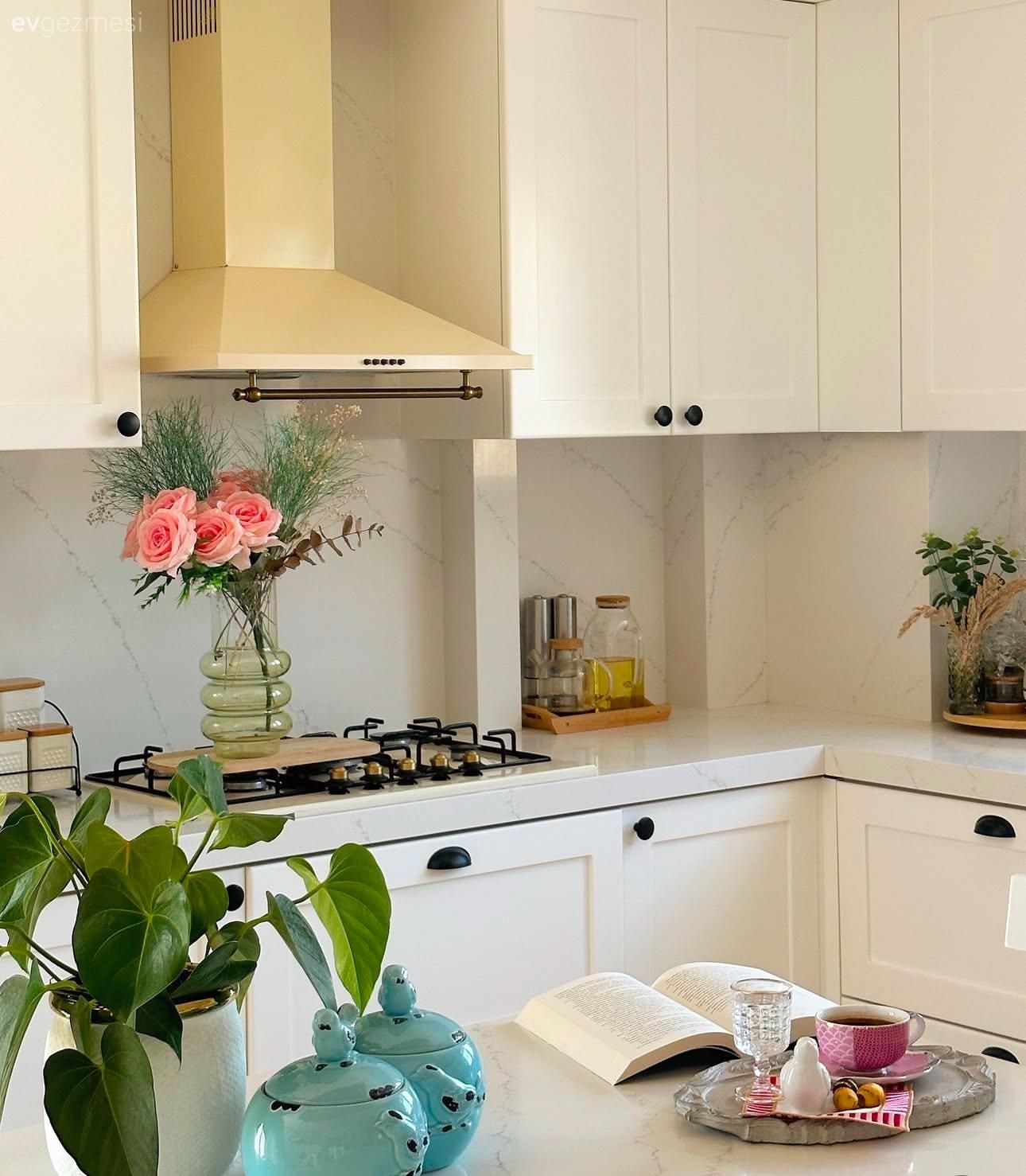 İki Katlı Bu Evin Her Köşesi Pozitif Enerji Saçıyor