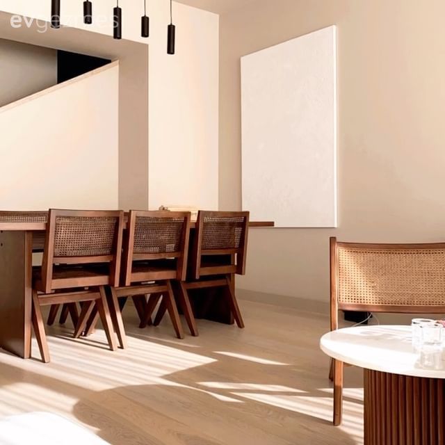 Bu Minimalist Evin Göz Bebeği Monokrom Renk Paleti!