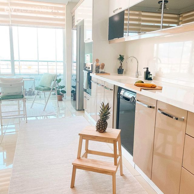 Bu Evde Renk Harmonisi Farklı Tarzların Birlikteliğinde Sunulmuş