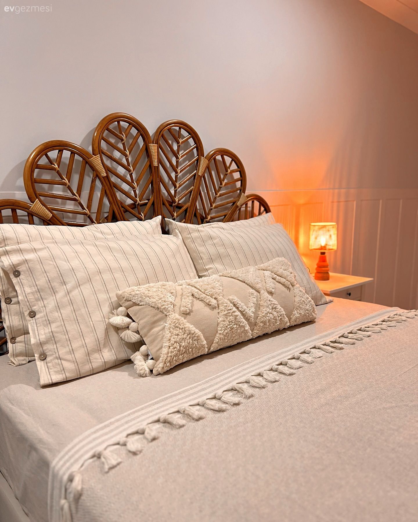 Beyaz, Bej, Krem, Yatak başlığı, Yatak Odası, Hasır