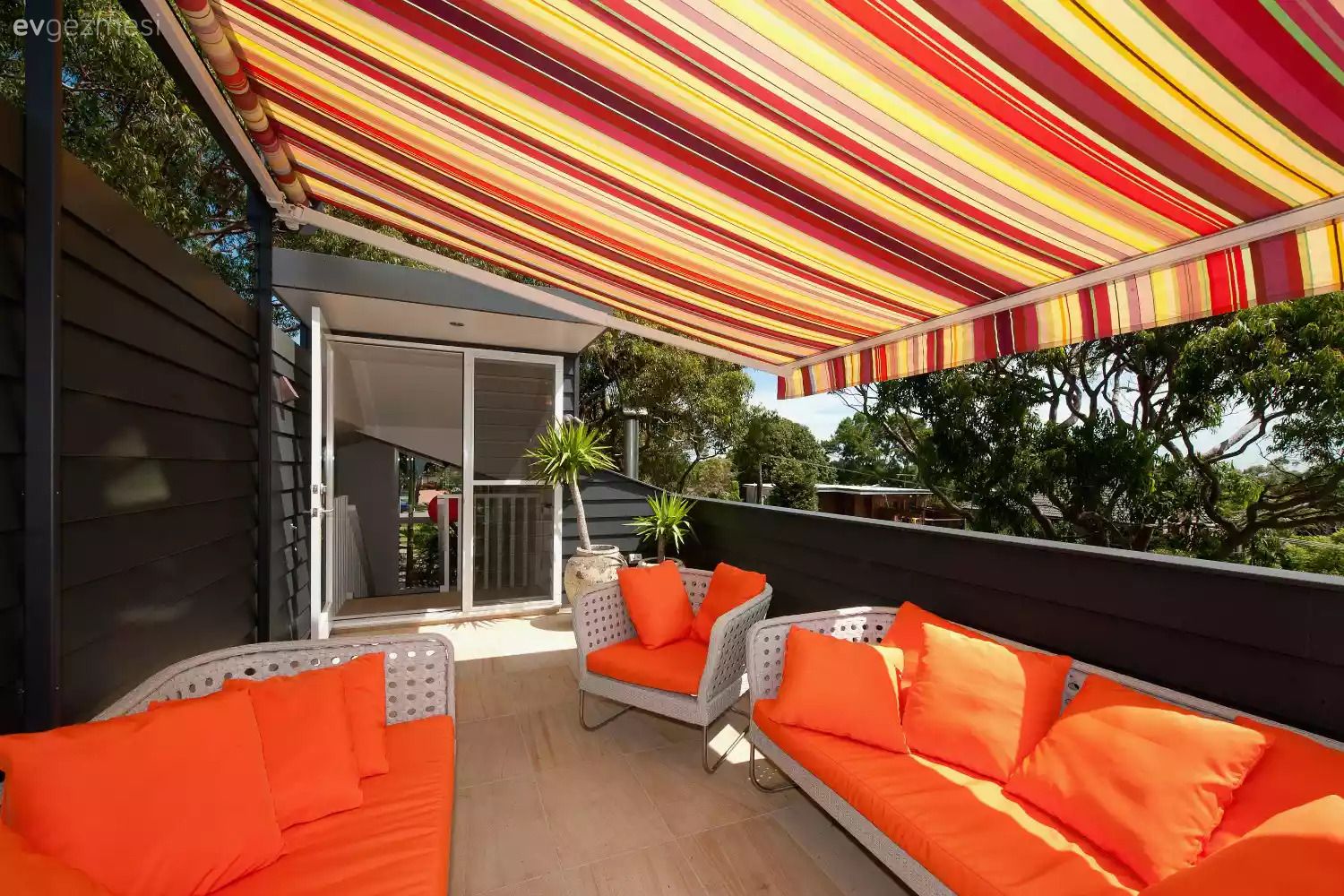 Bahçenize Güzellik Katacak Pergola Modelleri