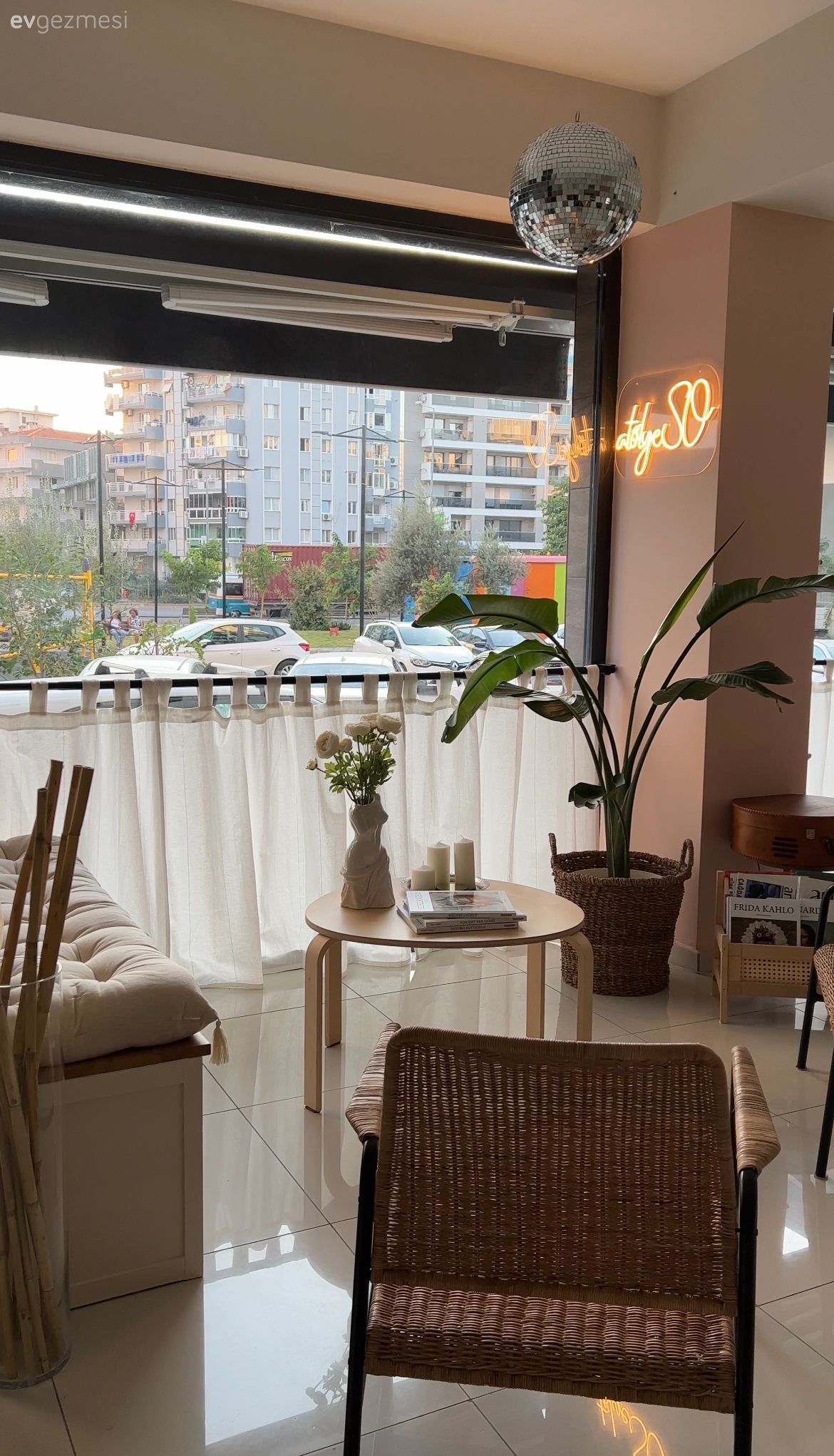 Öncesi&Sonrası: Bu Atölye En Masrafsız Çözümlerle Güzelleşmiş!