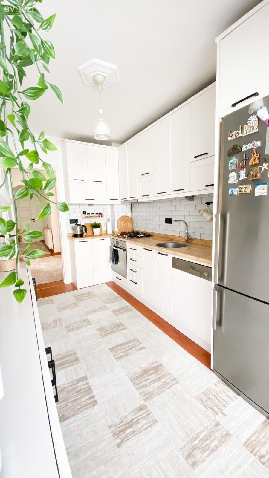 Öncesi&Sonrası: Koridor Tipi Bu Mutfak Aradığı Ferahlığa Kavuşmuş!