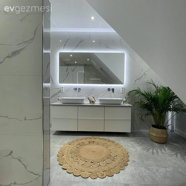 Banyo, Banyo seramikleri, Zemin seramikleri, Banyo dolabı, Banyo aynası, Paspas, Ev bitkisi