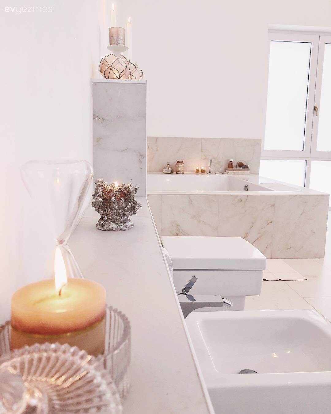 Banyo, Banyo seramikleri, Jakuzi, Banyo aksesuarları, Mum, Beyaz