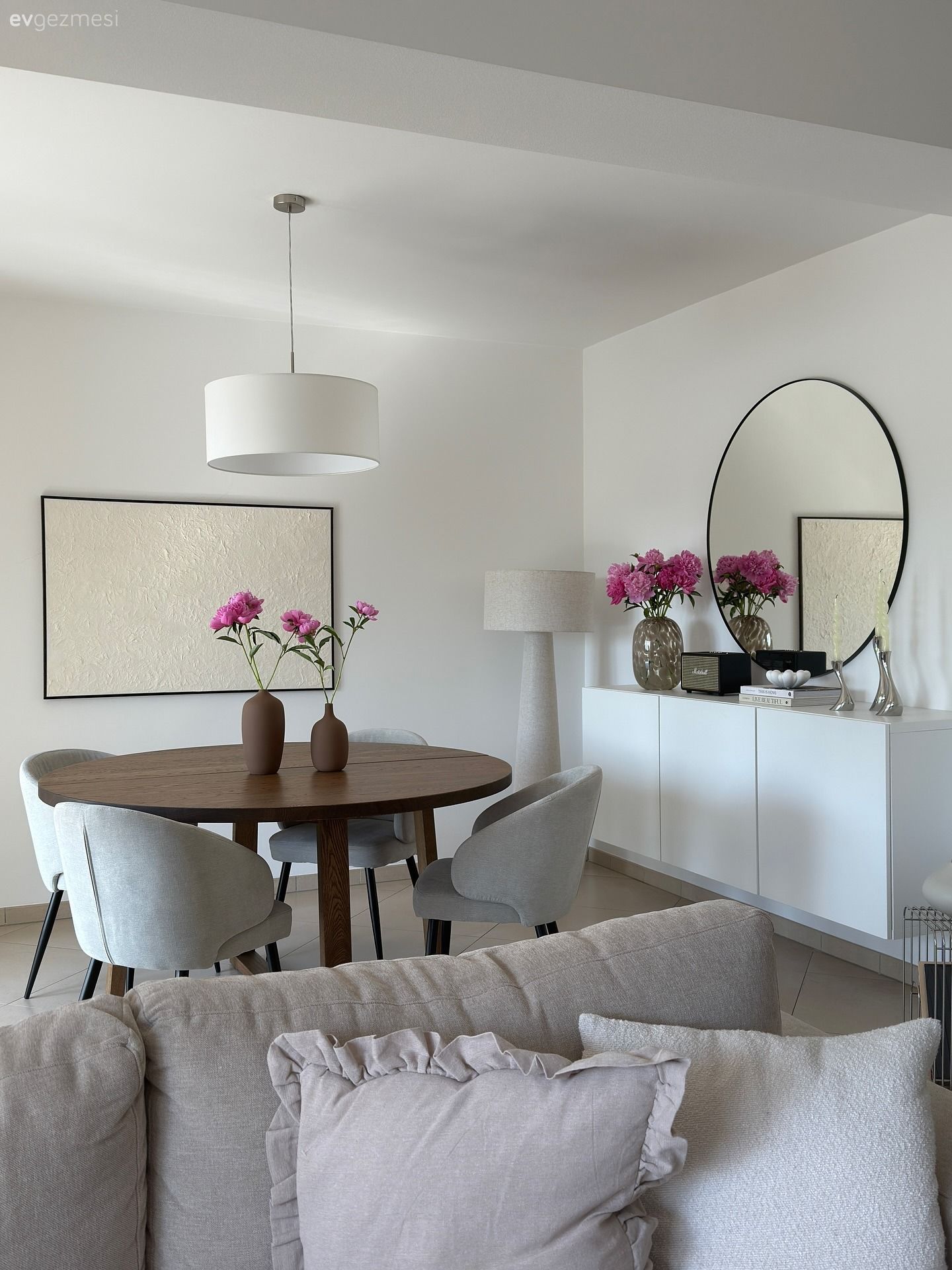 Bu Evde Şıklık ve Konfor Dengesi Oldukça İyi Ayarlanmış