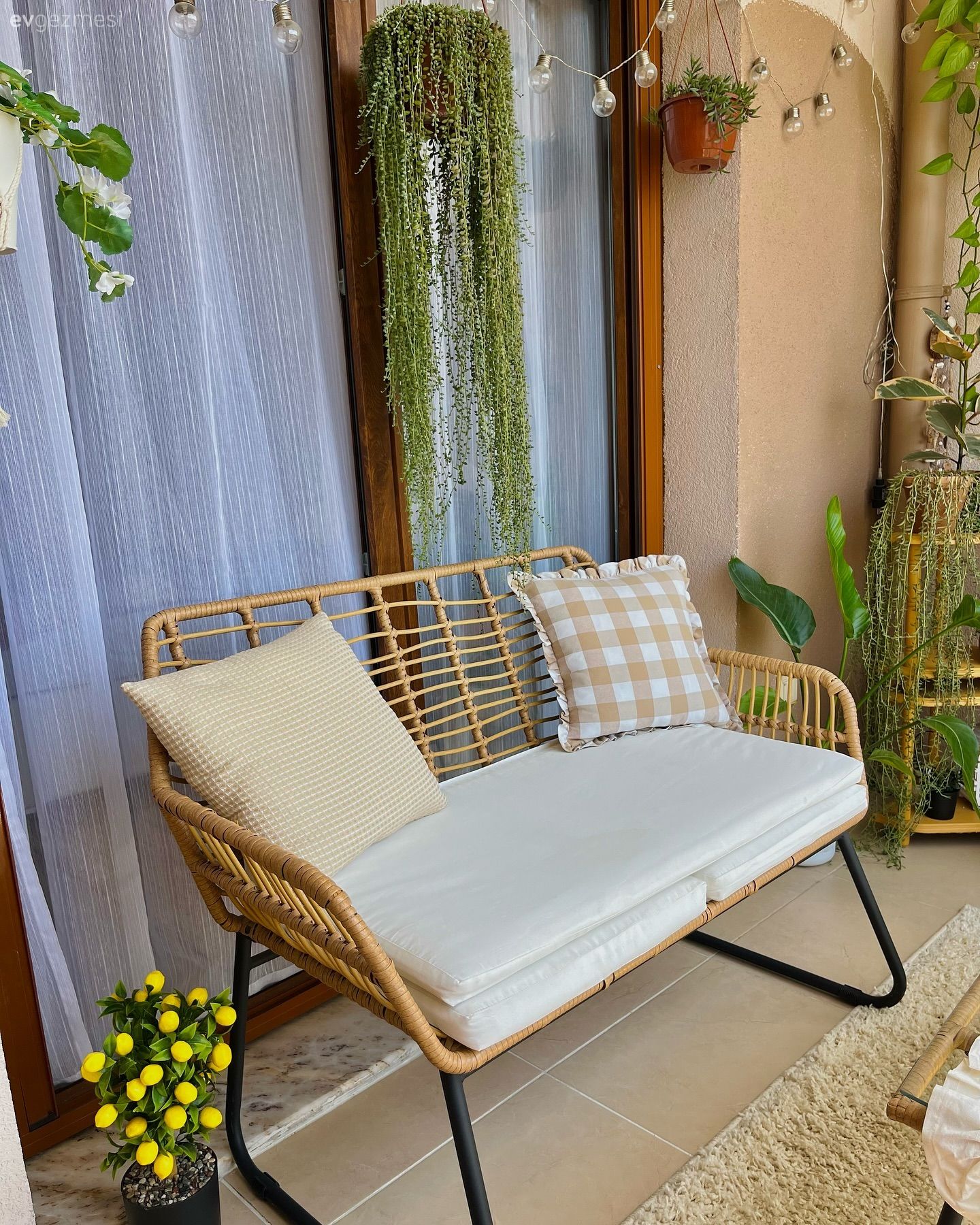 Balkon Mobilyası Almadan Önce Dikkat Edilmesi Gerekenler