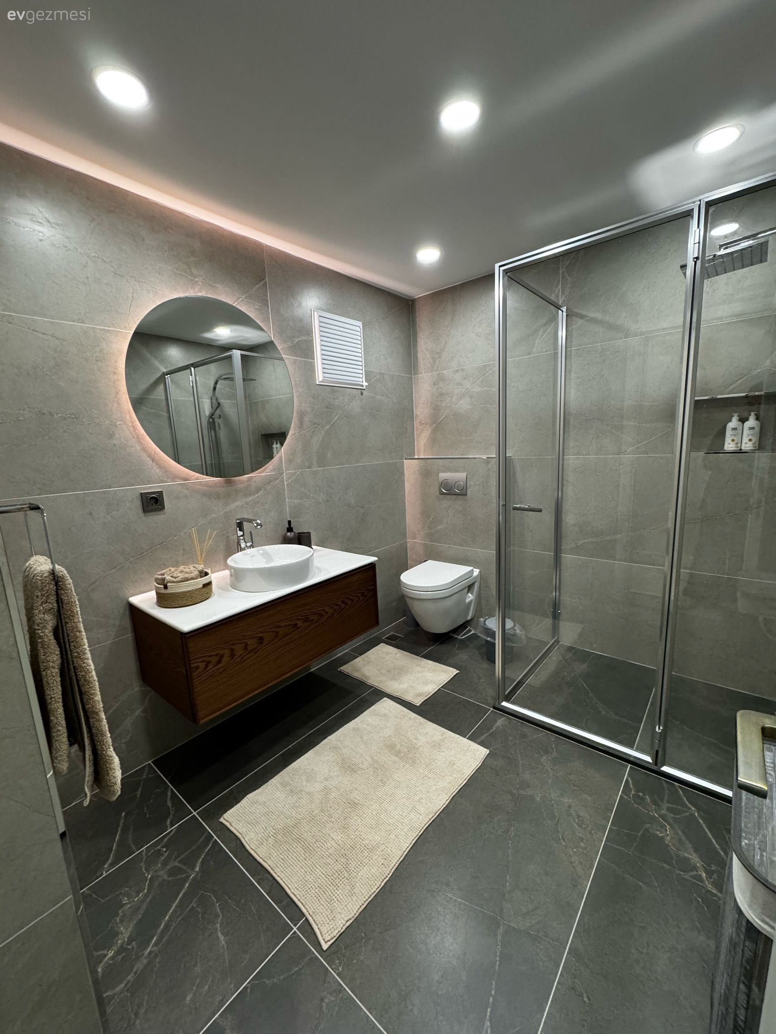 Halısından Enerji Alan Bu Evde Her Şey Birbirine Uyumlu