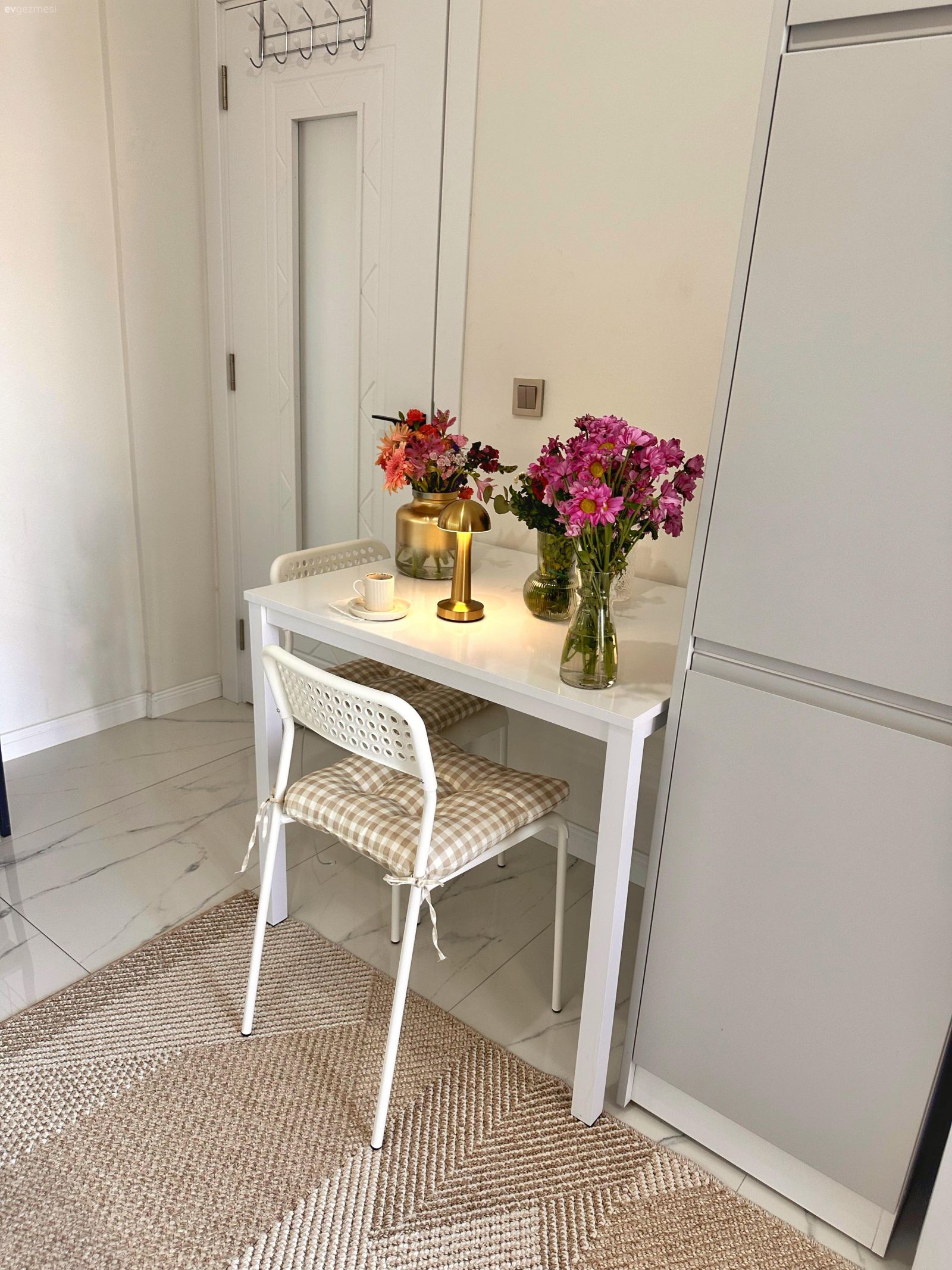 Bu Sakarya Evi Renklerin ve Tarzların Çeşitliliğini Seviyor