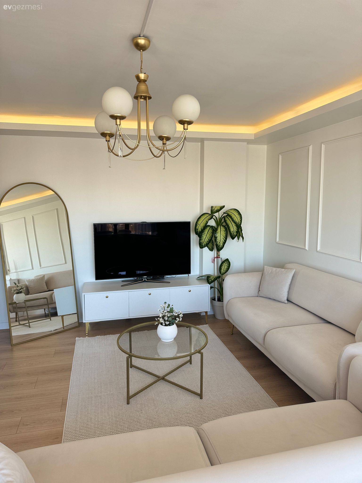 Bu İç Mimar Evi Her Zamana Uyum Sağlayacak Görünümde