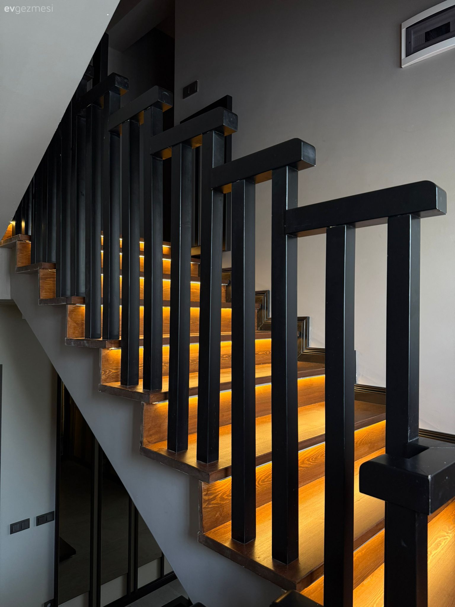 Isparta'daki Bu Lüks Evde Her Şey Zamansız Modernliği İşaret Etmiş