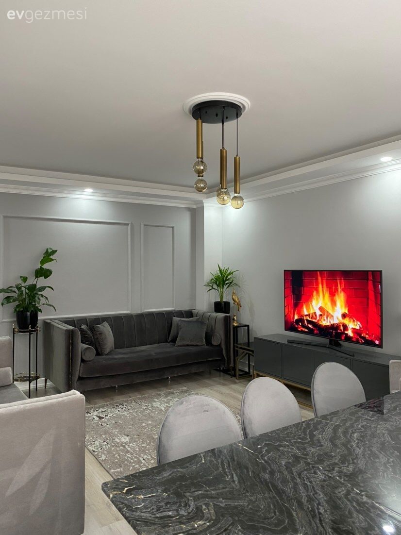 Bu Dikdörtgen Salonda Gri Rengin Etkisi Fazla!