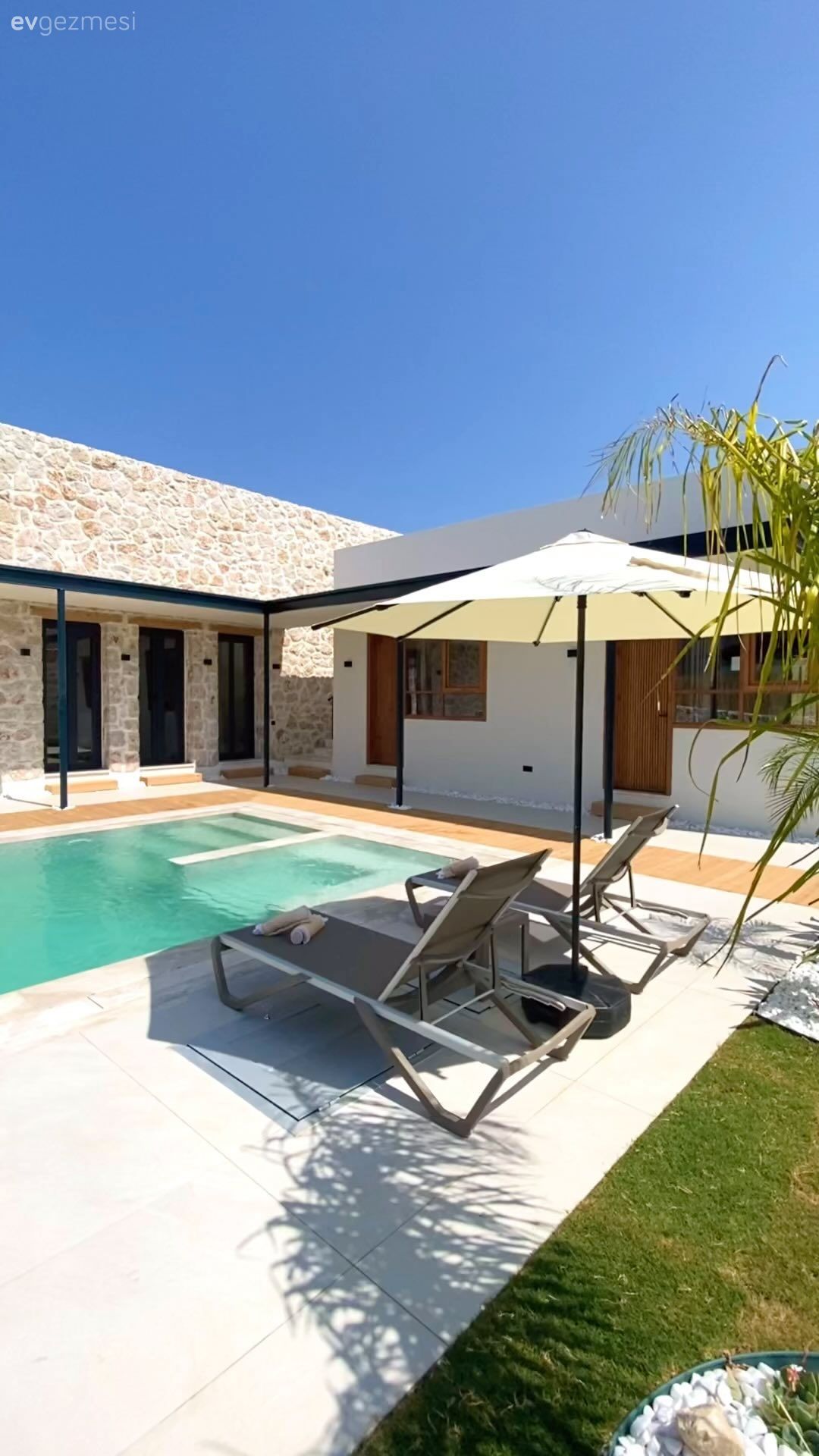 Yazlık, Bahçe, Havuz