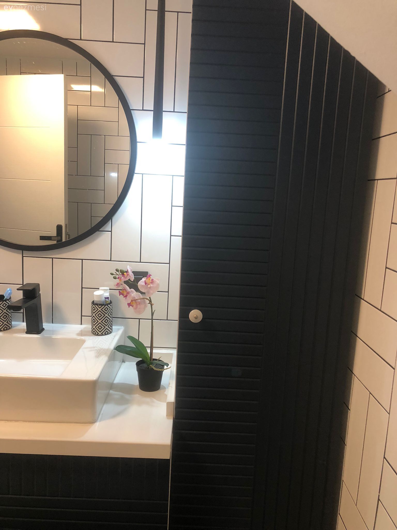 Öncesi&Sonrası: Eski Haliyle Hiç Alakası Kalmayan Bir Banyo