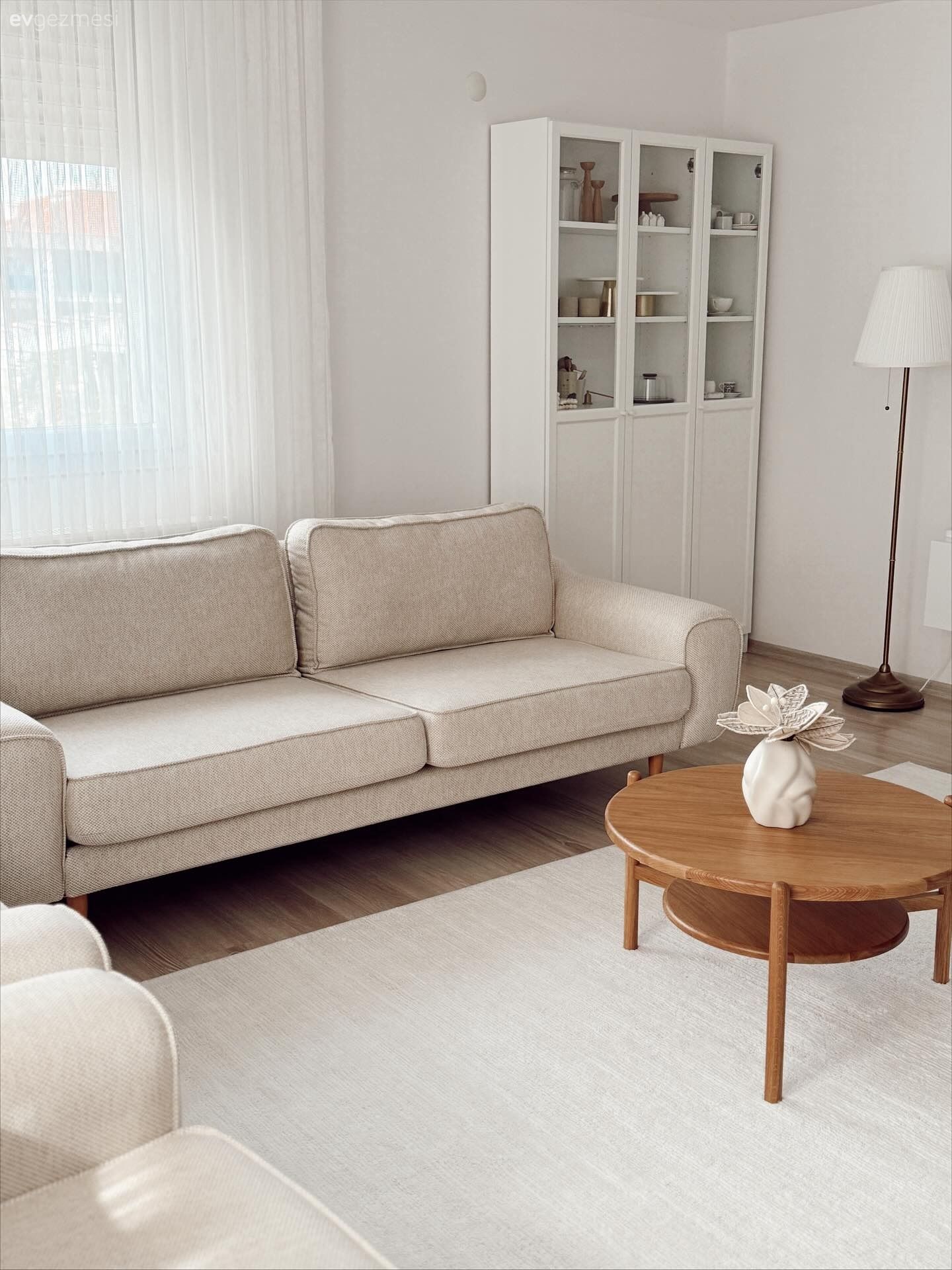 Bu İzmir Dekorunda Sadelik Net Şekilde Benimsenmiş