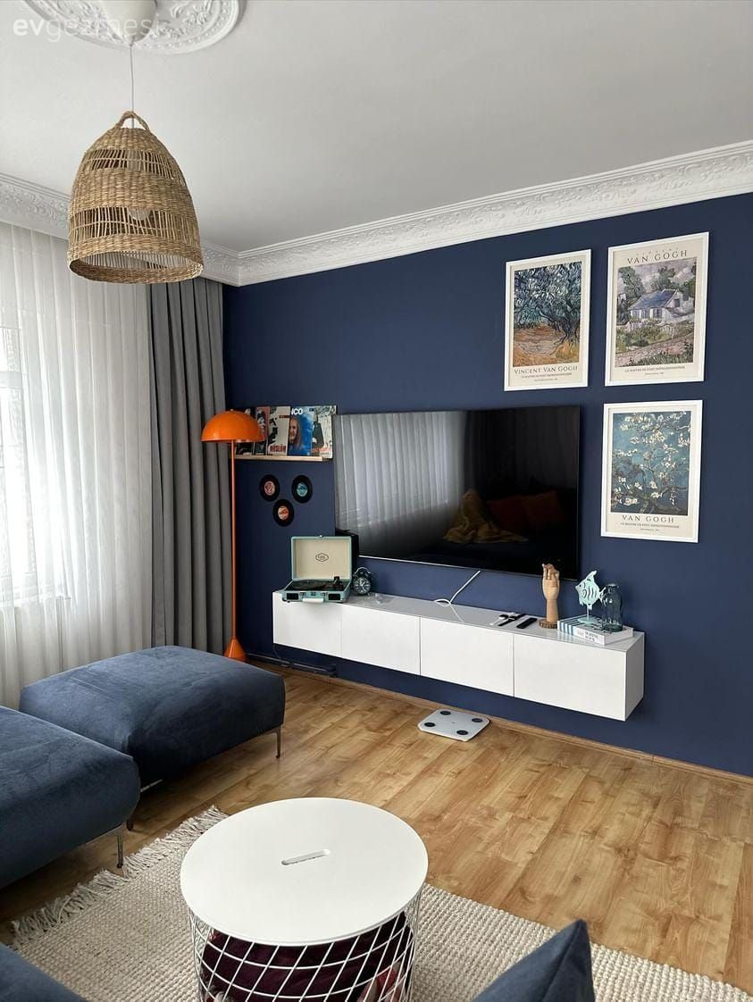 Bu Evde Salondan Antreye Kadar Değişmeyen Alan Kalmamış!