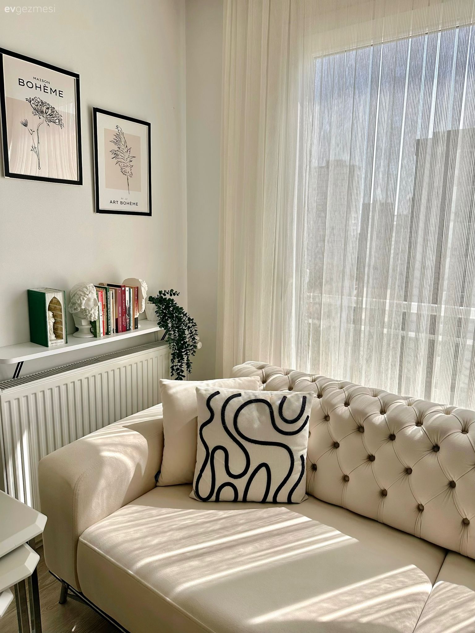 Salonda Modern Balkonda Bohem: Adana'dan Bir Ev Gezmesi