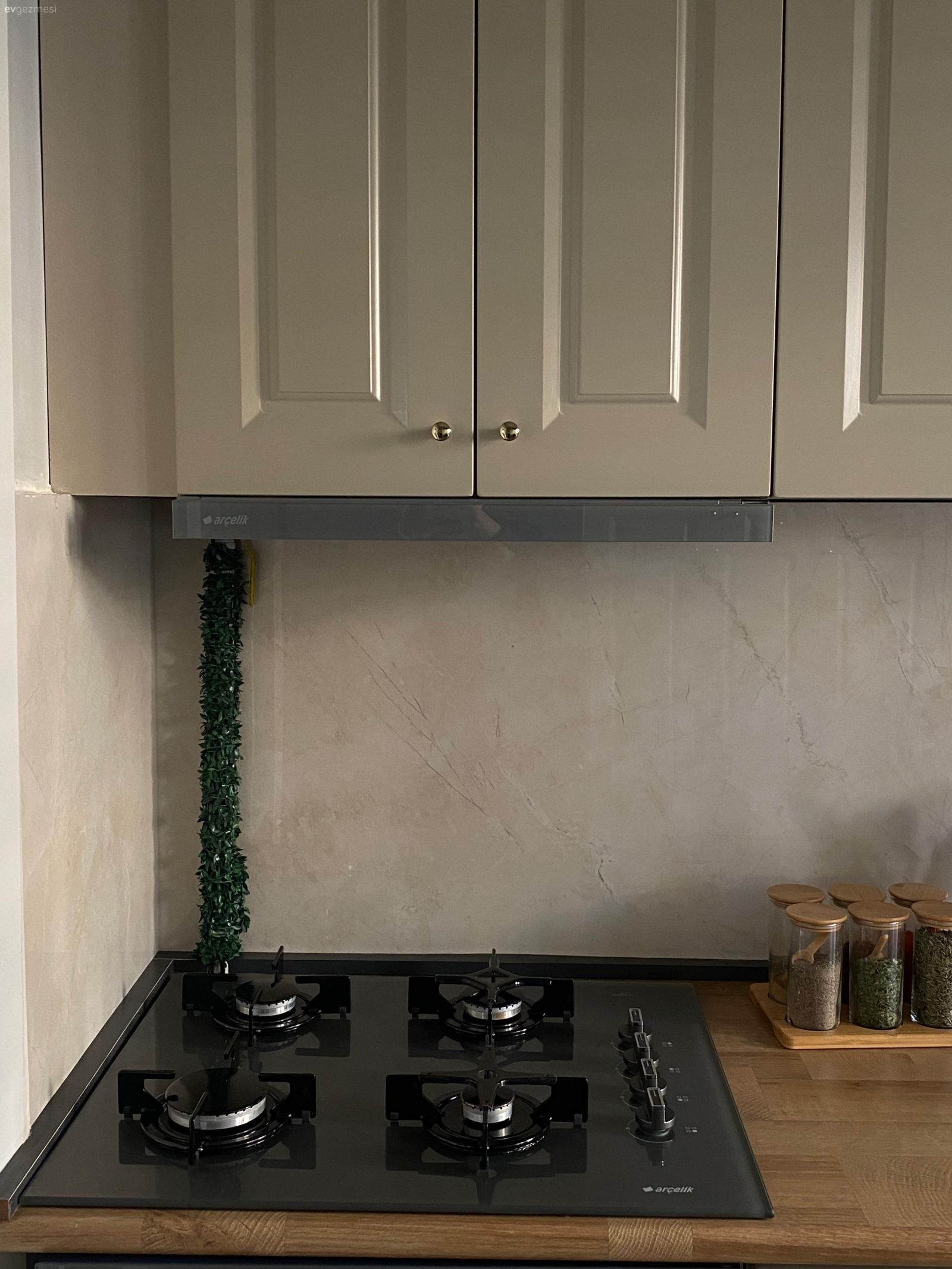 Tek Duvar Mutfak U-Tipine Dönünce Daha Kullanışlı Olmuş