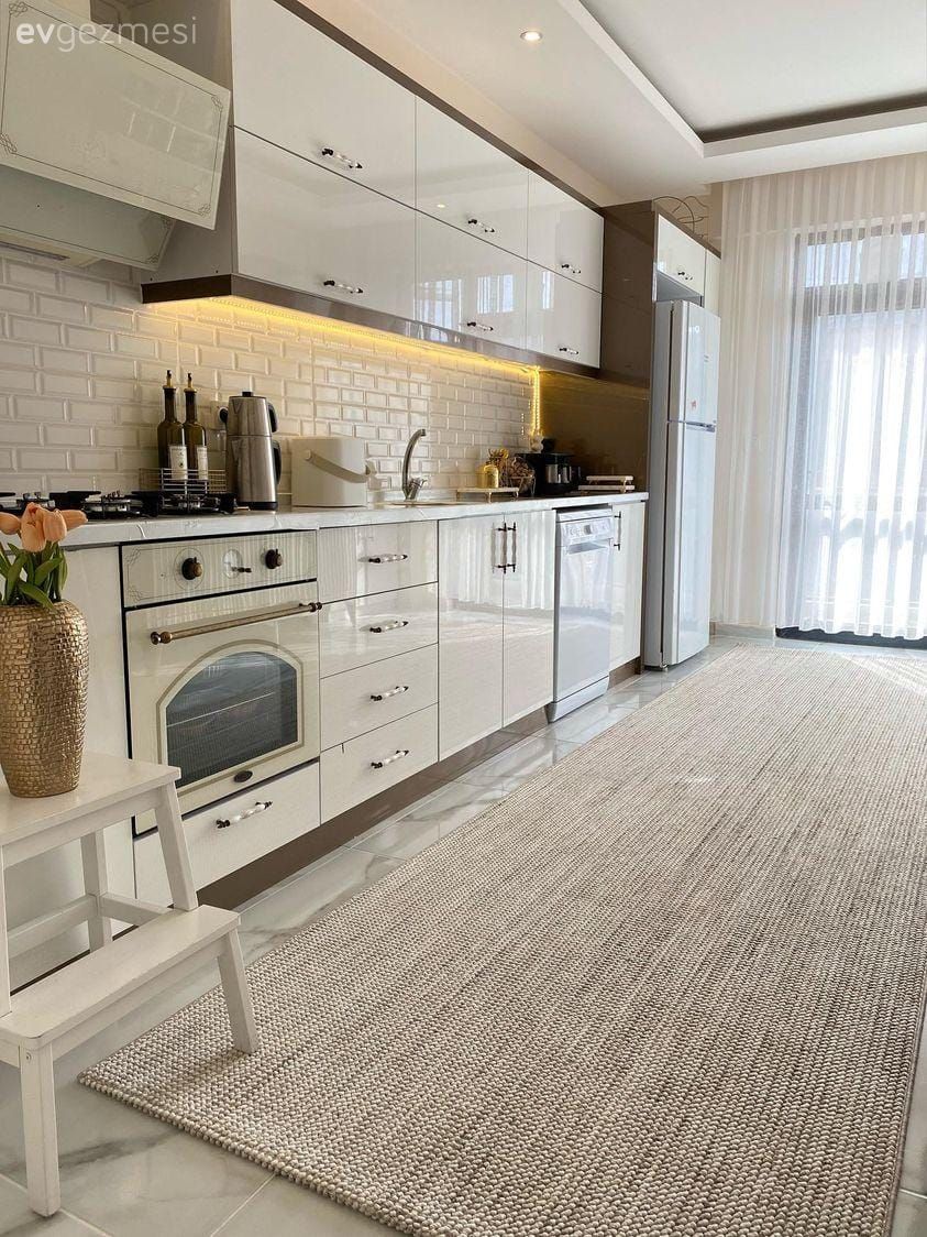 Bu Afyon Evi Şatafattan Uzak, Samimiyete Çok Yakın!