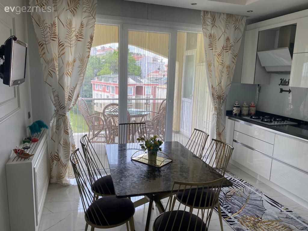 Bu Mutfaktaki Seçimlerde Görüntü Kadar Temizlik Faslı Da Düşünülmüş!