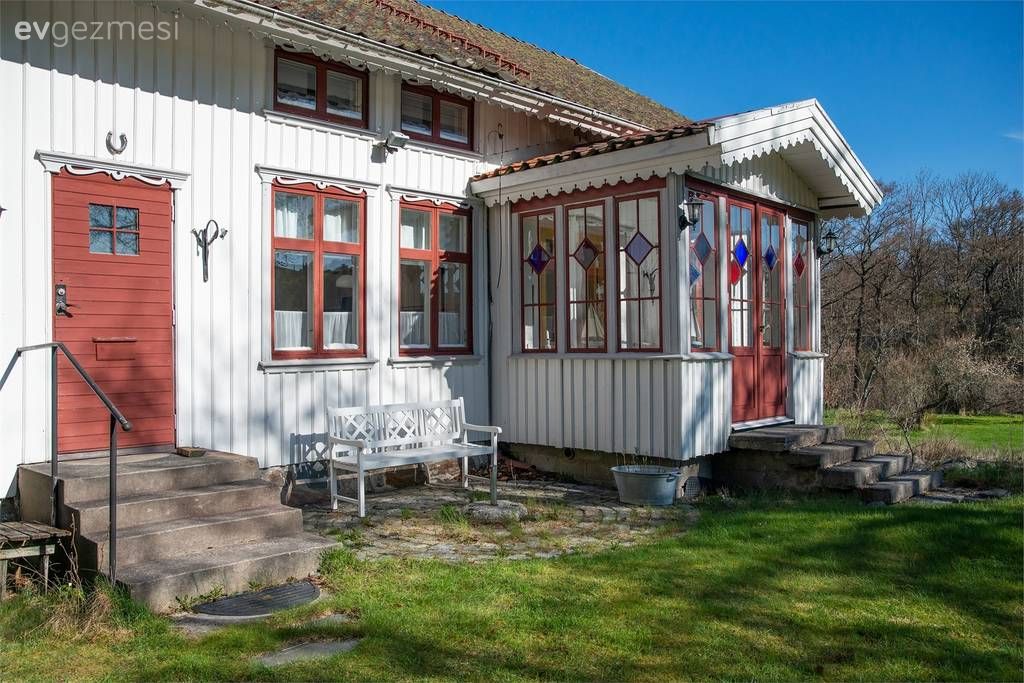 İçi ve Dışıyla Ufkunuzu Açacak 115 M2'lik İki Katlı Müstakil Ev