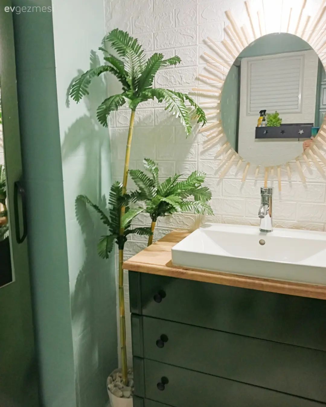 Banyo, Yeşil, Banyo dolabı, Banyo boyama, Banyo aksesuarları, Beyaz