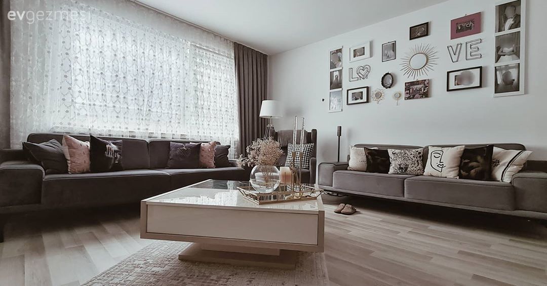 Salon, Modern, Koltuk takımı, Gri, Beyaz, Siyah, Orta sehpa, Sehpa, Tv ünitesi, Tv ünitesi aksesuarları, Ev Aksesuar, Pudra pembe, Puf, Halı, Salon halısı, Lambader, Aydınlatma, Dekoratif Objeler, Çerçeve, Galeri duvarı, Duvar dekorasyonu