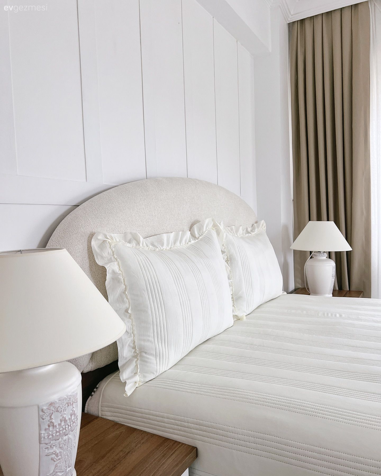 Antre, Beyaz, Ayna, Led aydınlatma, Aydınlatma, Zemin seramikleri, Kahverengi