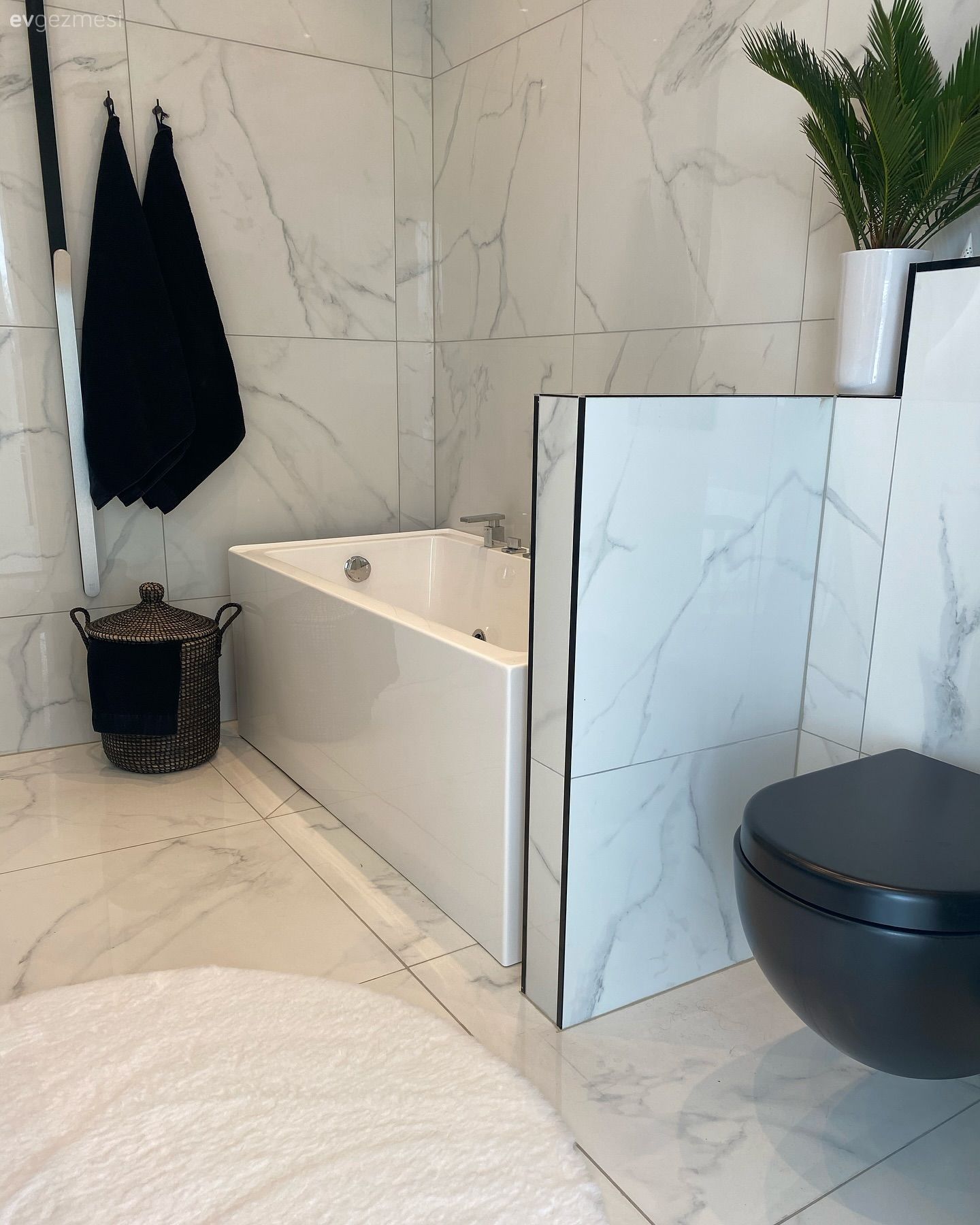 Banyo, Banyo seramikleri, Beyaz, Siyah