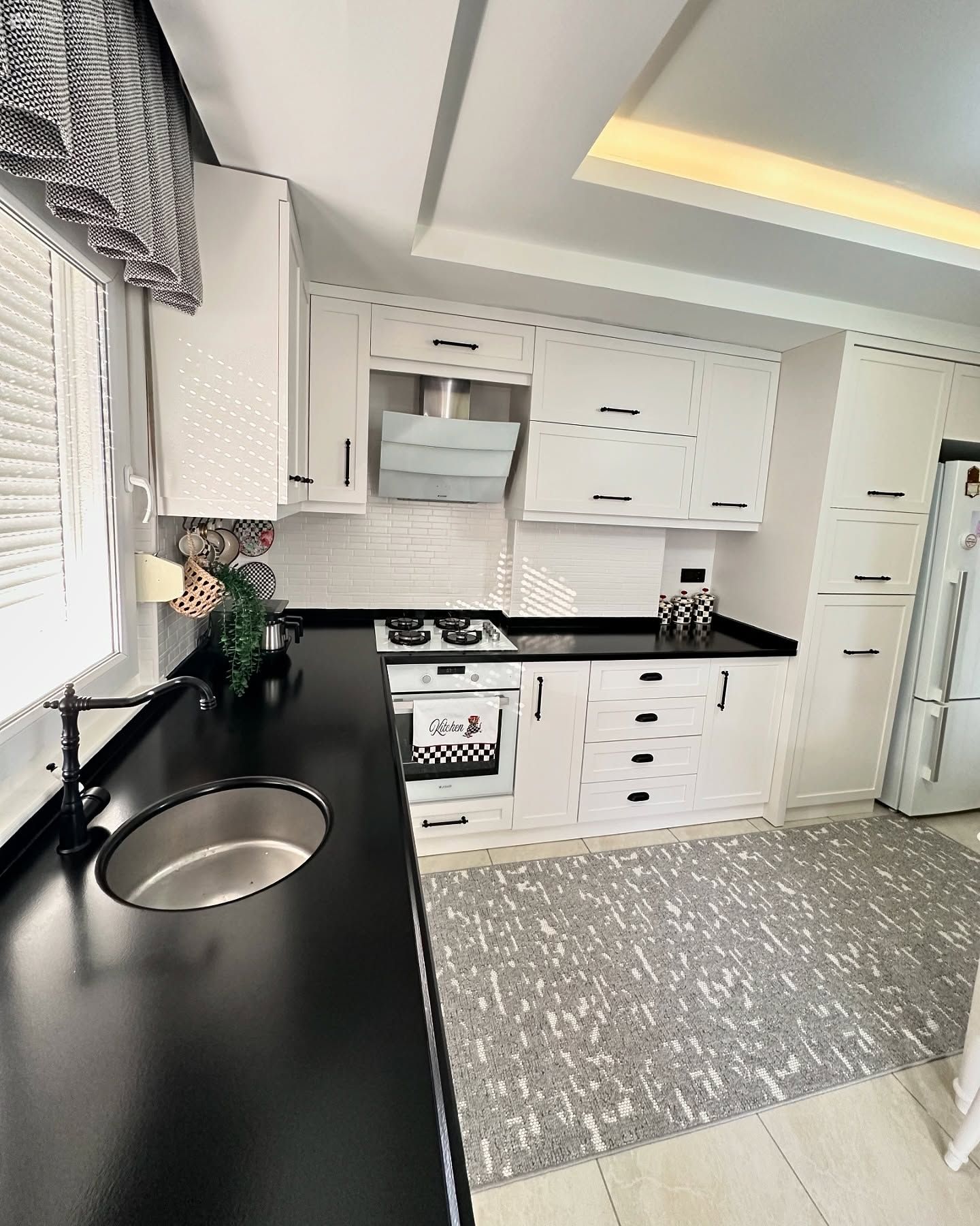 Bu Mutfağın Yeni Hali Eskisinin Çağ Atlamış Versiyonu