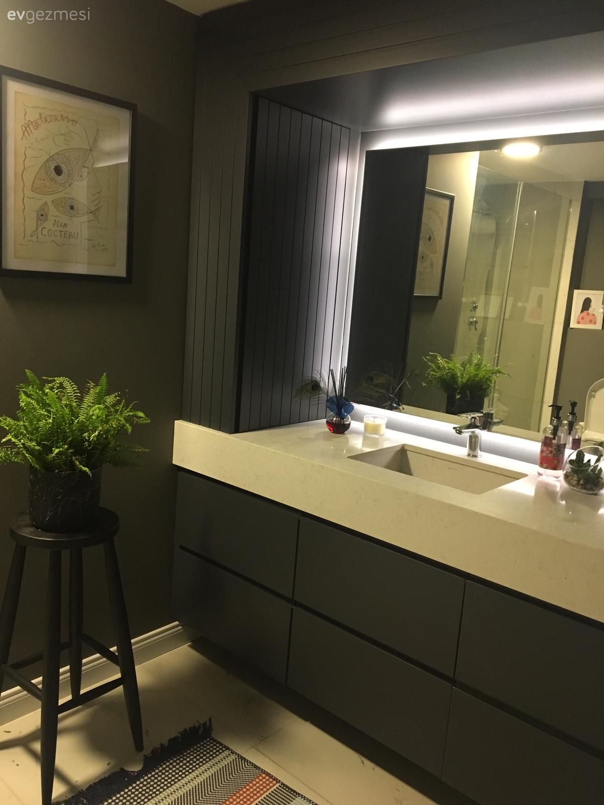 Öncesi&Sonrası:  Antrasit Tonuyla Karizmatik Görünüm Kazanan Banyo