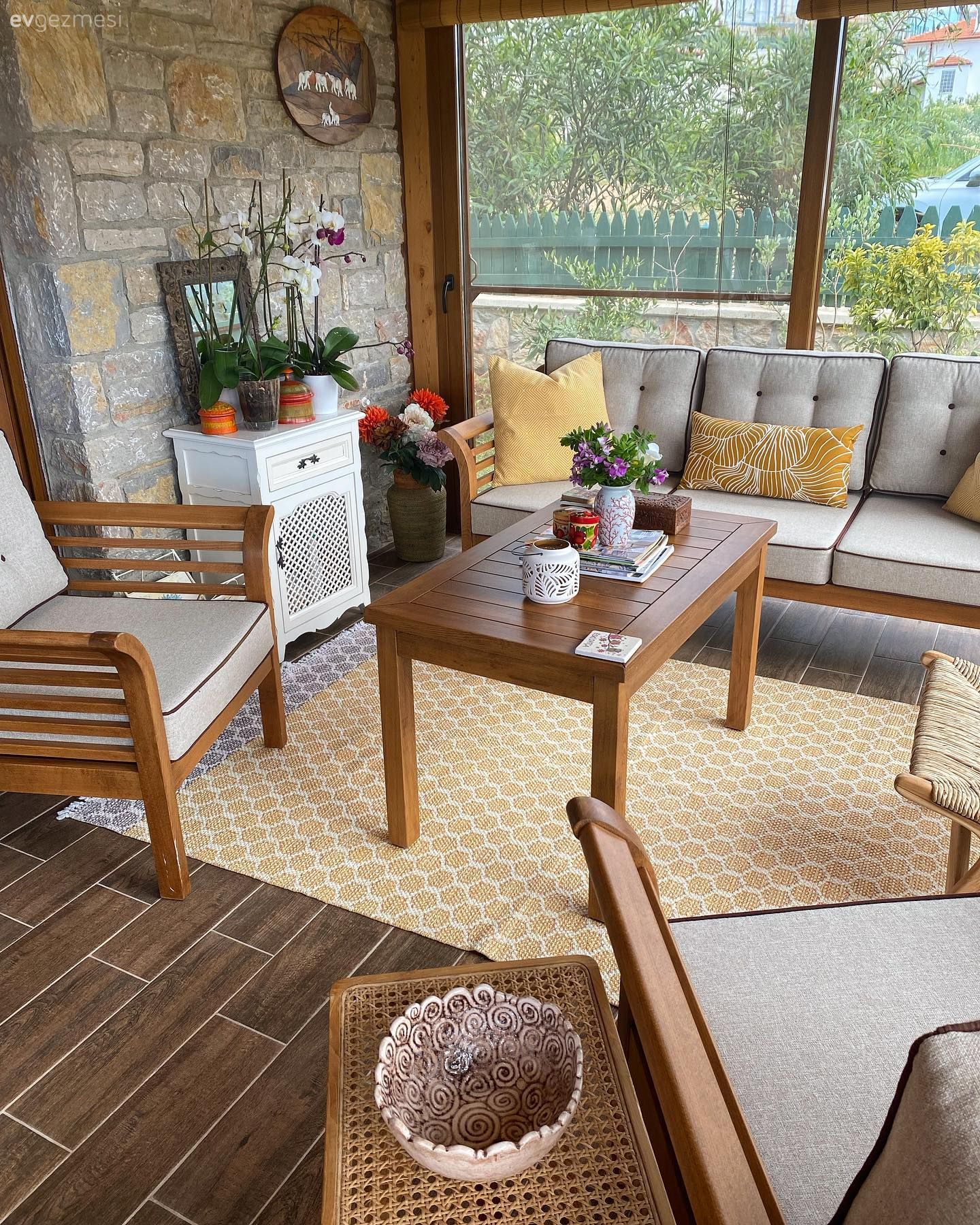 Bu Ahşap Kış Bahçesi Taşlarıyla Datça'nın Ruhuna Uygun!