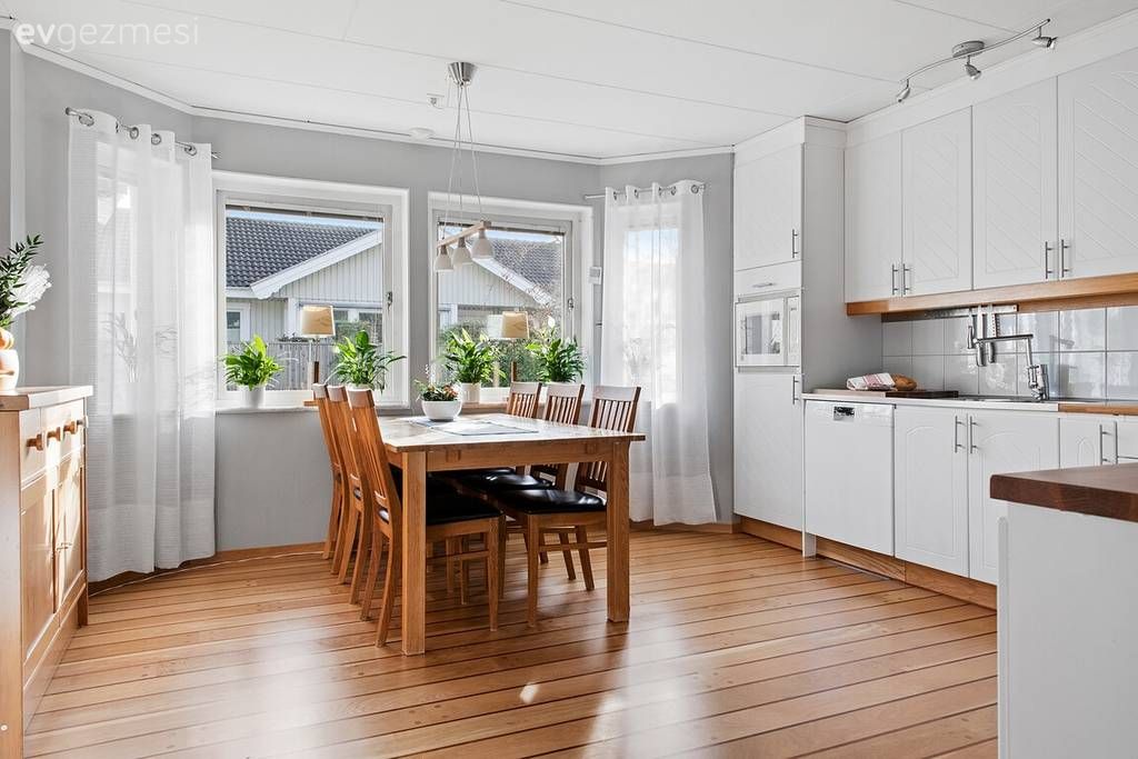 Prefabrik Ev İsteyenler İçin Modeller: 143 M2 Kış Bahçeli Müstakil Ev!