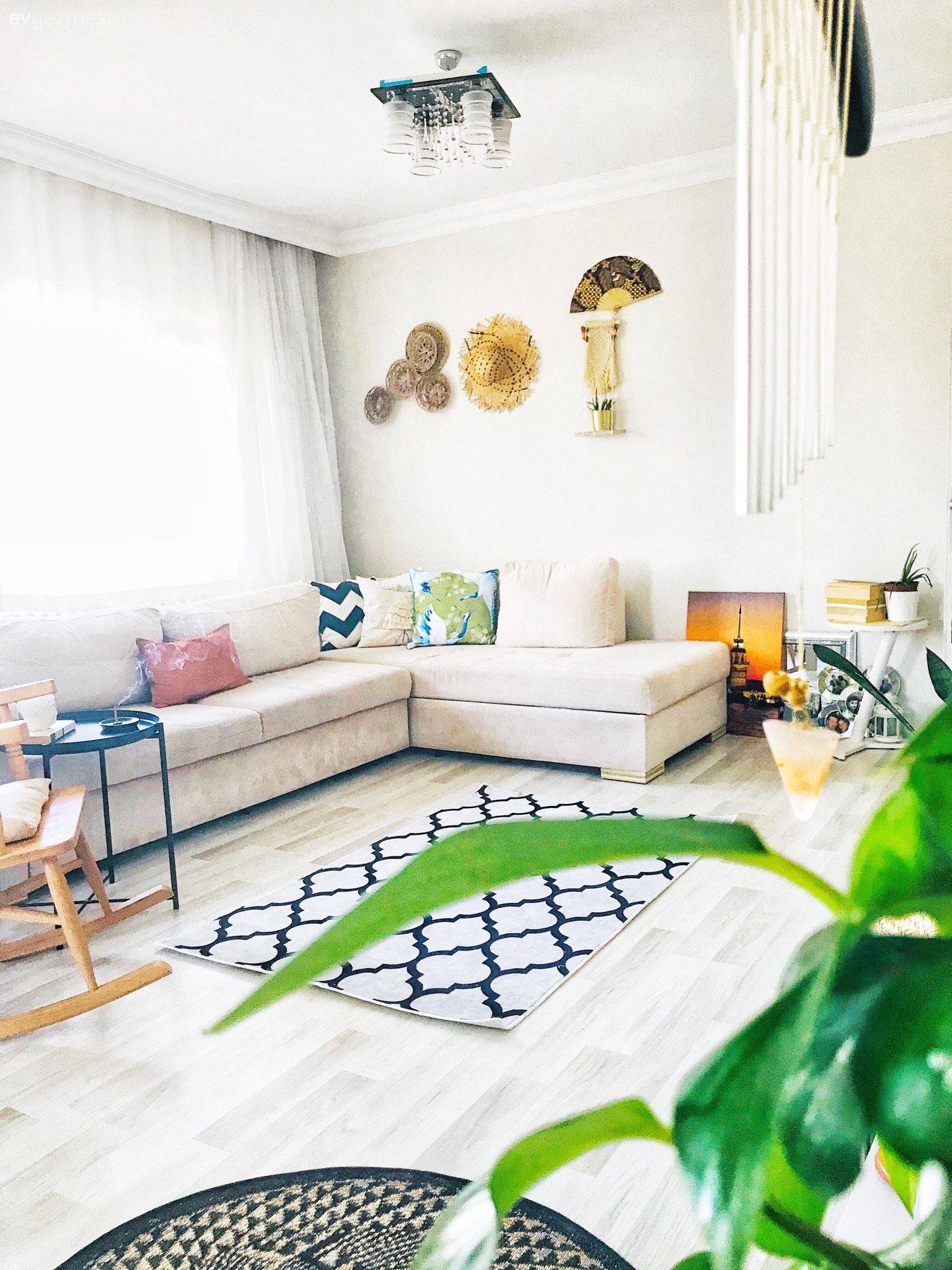 Bu Bilecik Evinin İçi, Manzarası Kadar Doğal!