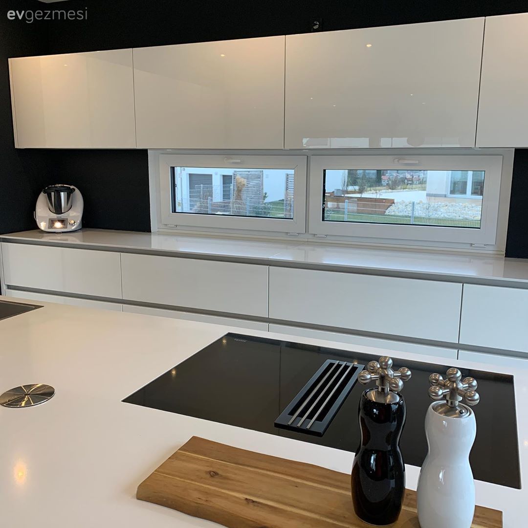 Ev Gezmesi: Endüstriyel Detayları İçine Alan Bir Dekor