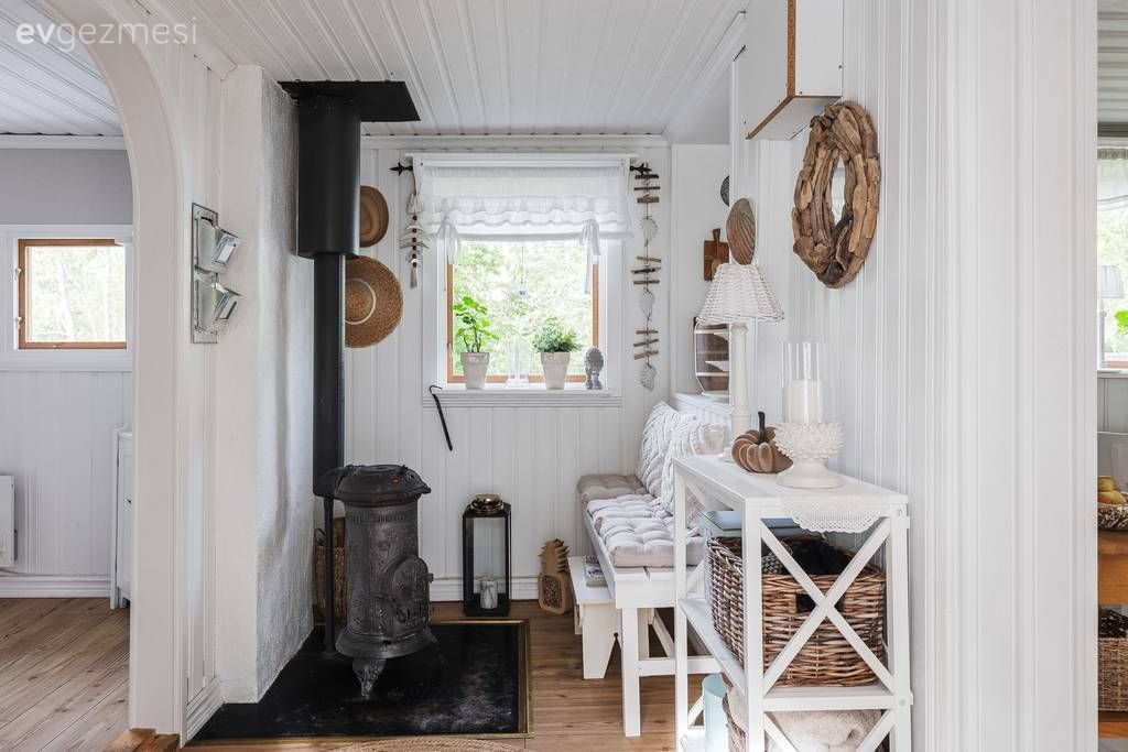 Prefabrik Ev Modelleri: 57 M2'lik U- Tipi Prefabrik Evin İçi ve Planı