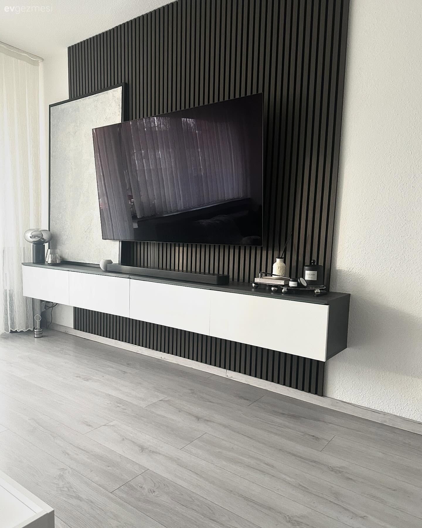 Bu Modern Evin Renkleri Gri, Siyah ve Beyaz