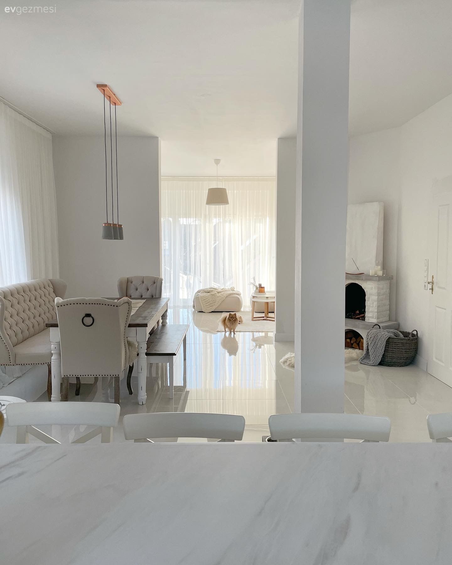 Sandalye, Yemek masası, Beyaz, Gri, Bank, Sarkıt, Aydınlatma, Şömine